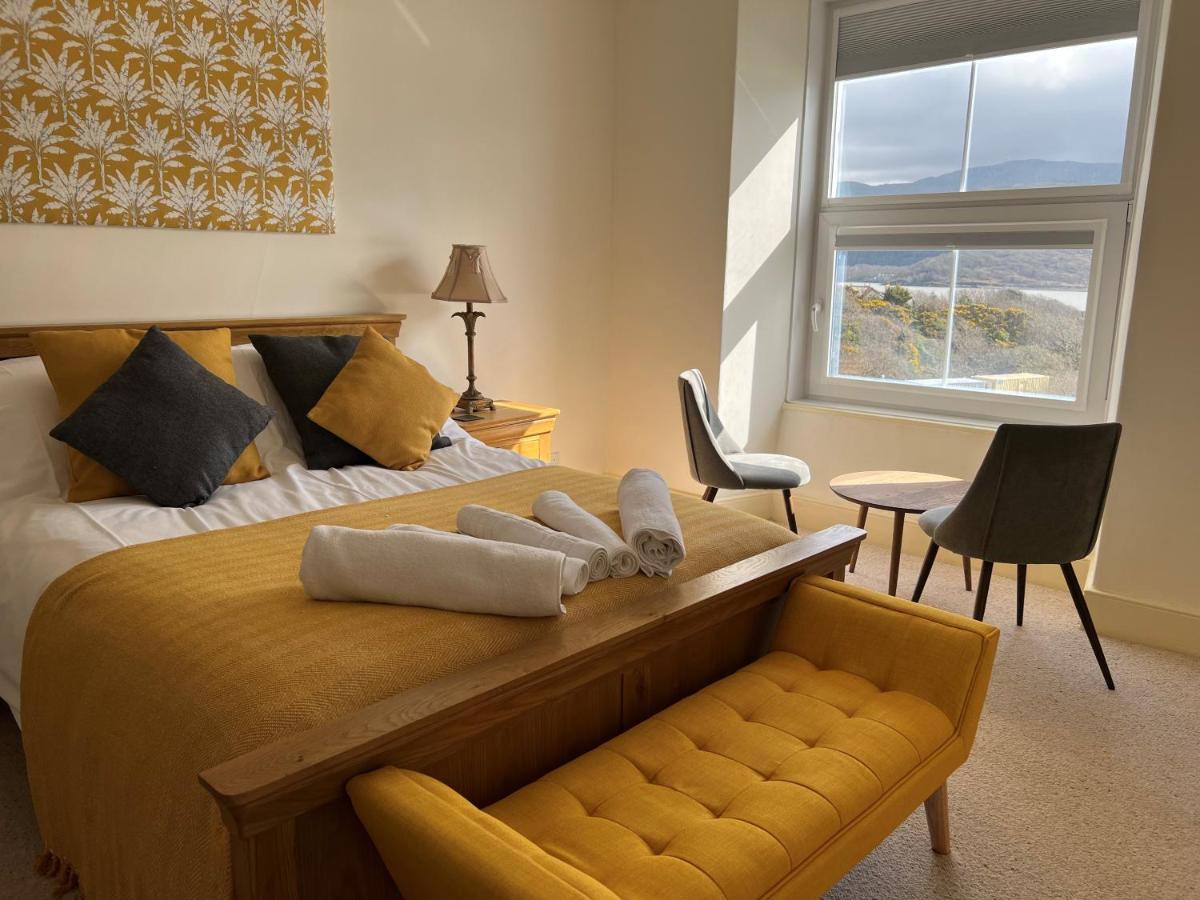 No6 * Barmouth